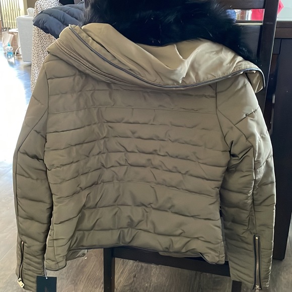 Zara down jacket - Picture 6 of 9